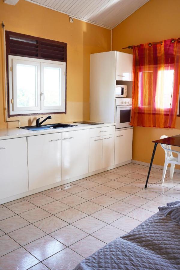 Loca Vacances Sainte-Anne  Extérieur photo